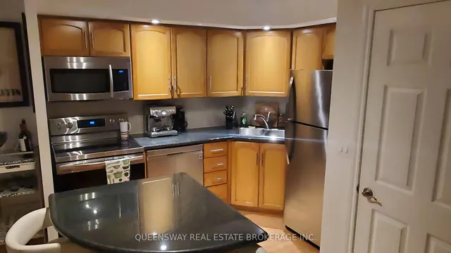 Additional image 7 of 250 Wellington St Unit 343