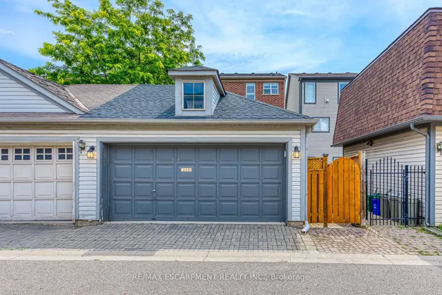 Additional image 44 of 249 Roxton Rd