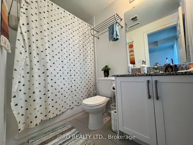 Additional image 11 of 639 Lawrence Ave Unit 209