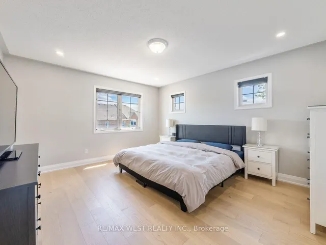 Additional image 26 of 60 Utopia Way