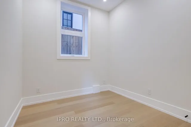 Additional image 31 of 594 Broadway Ave