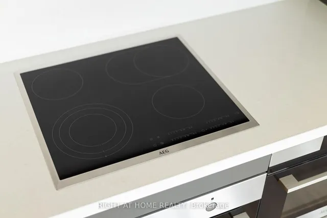 Additional image 10 of 158 Front St Unit 714