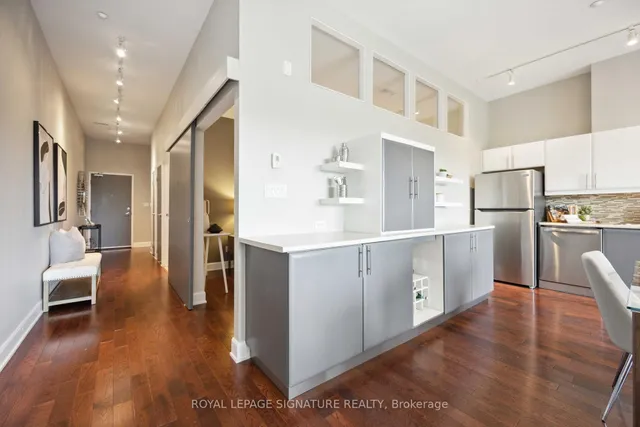 Additional image 5 of 160 Fallingbrook Rd Unit 205