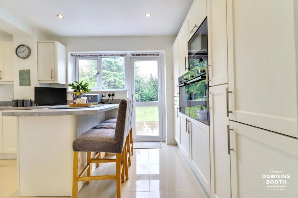 Additional image 7 of Northside Drive, Sutton Coldfield, B74 3QQ - Spacious Four Bedroom Home