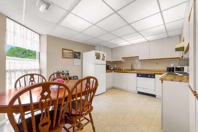 Additional image 9 of 5070 Pinedale Ave Unit 207