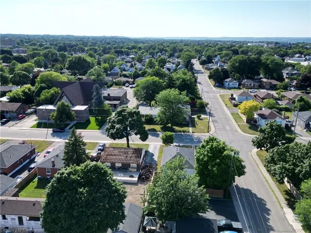 Additional image 43 of 109 Warren Ave