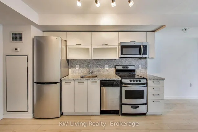 Additional image 15 of 36 Lisgar St Unit 1601