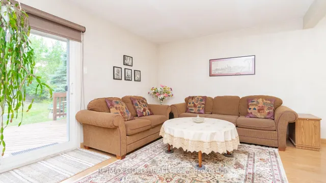 Additional image 7 of 17 Greenhills Sq
