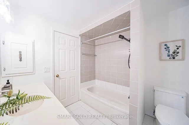 Additional image 24 of 2800 Midland Ave Unit 19