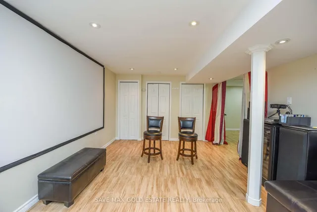 Additional image 34 of 16 Langholm Crt