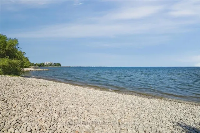 Additional image 43 of 5427 Lakeshore Rd Unit 4