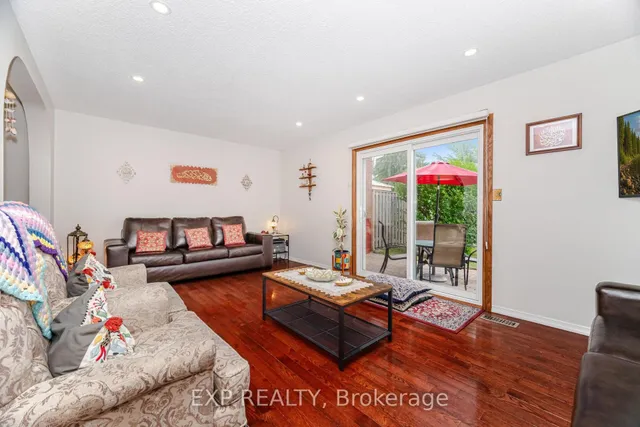 Additional image 6 of 726 LIMERIDGE Rd