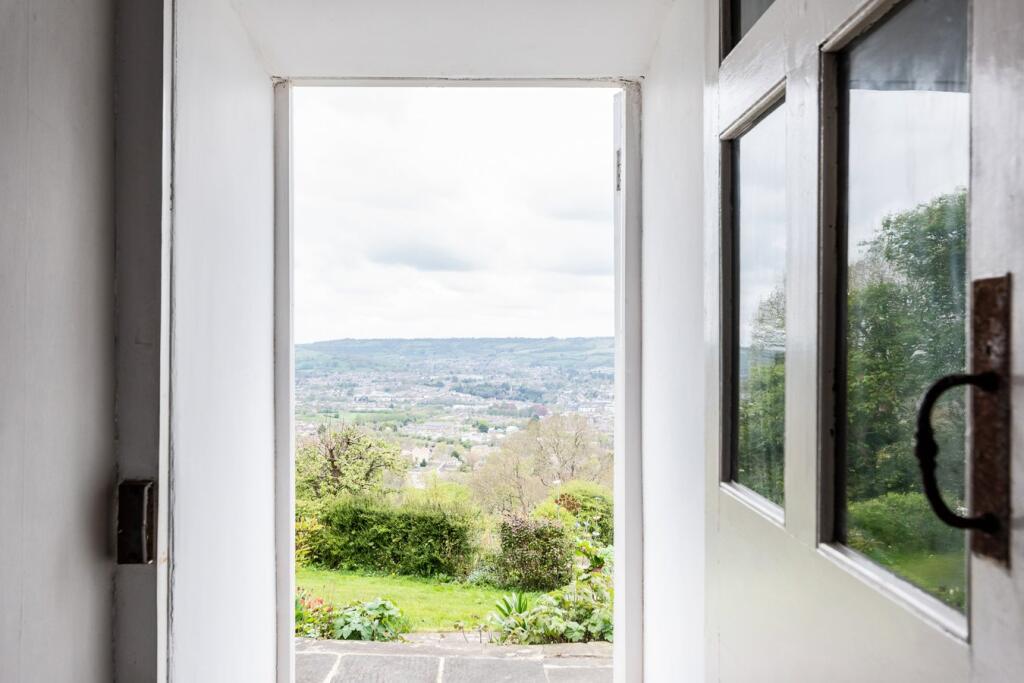 Additional image 9 of Bloomfield Crescent, Bath, BA2