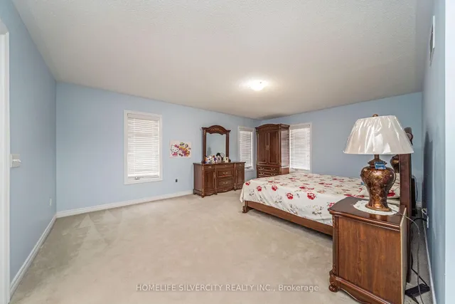 Additional image 31 of 26 Drummondville Dr