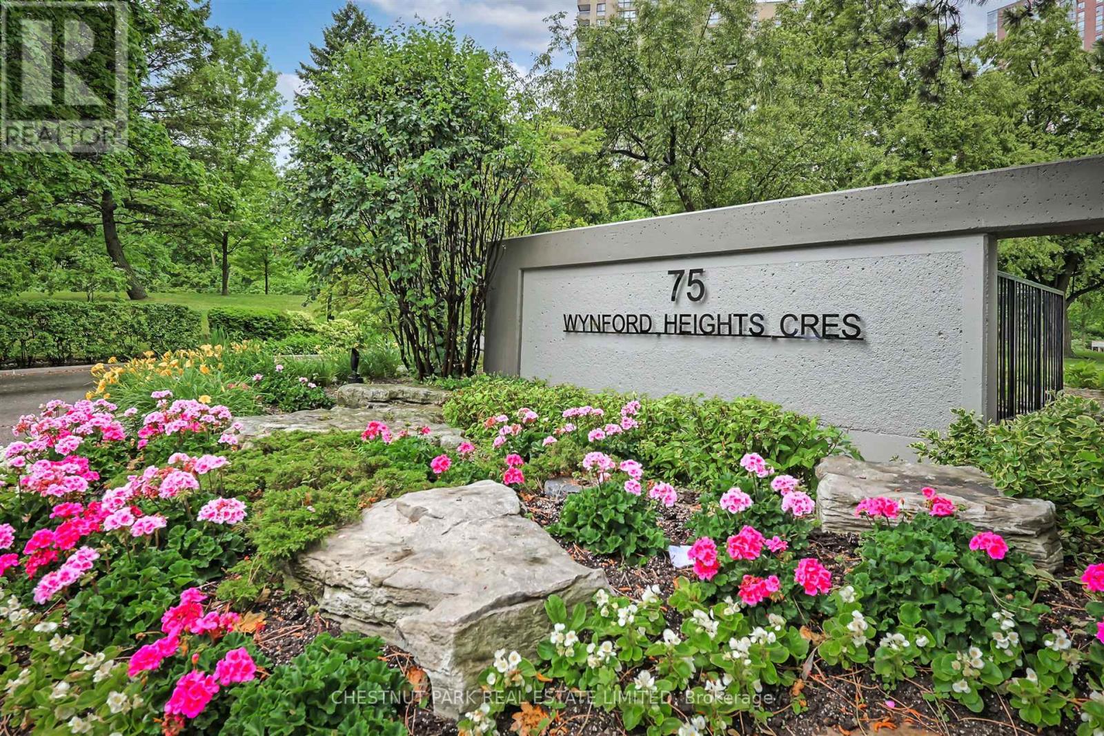 305 - 75 WYNFORD HEIGHTS CRESCENT|Toronto (Banbury-Don Mills), Ontario M3C3H9