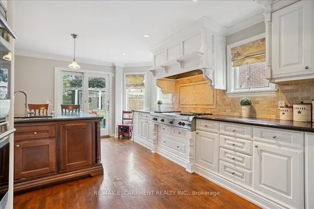 Additional image 6 of 105 River Glen Blvd