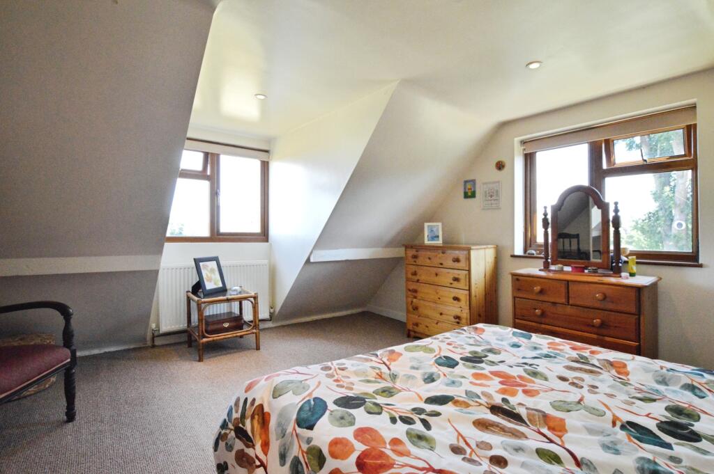 Additional image 17 of Roestock Lane, Colney Heath, AL4