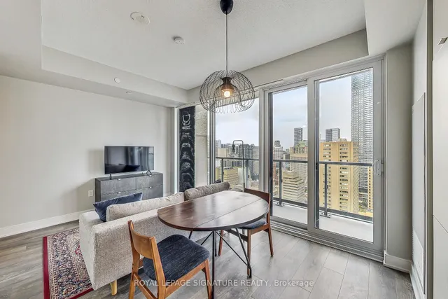 89 McGill St Unit 2912