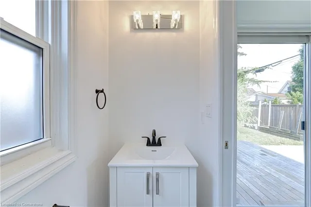 Additional image 23 of 49 Harmony Ave