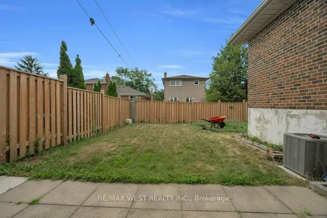 Additional image 14 of 25 Briarbluff Ave