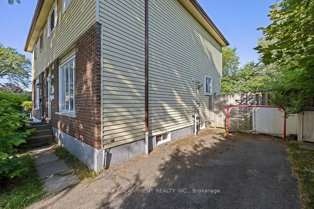 Additional image 4 of 8 Gerrick Crt