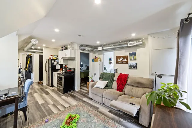 Additional image 26 of 220 Caroline St