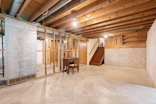 Additional image 33 of 56 Gray Rd