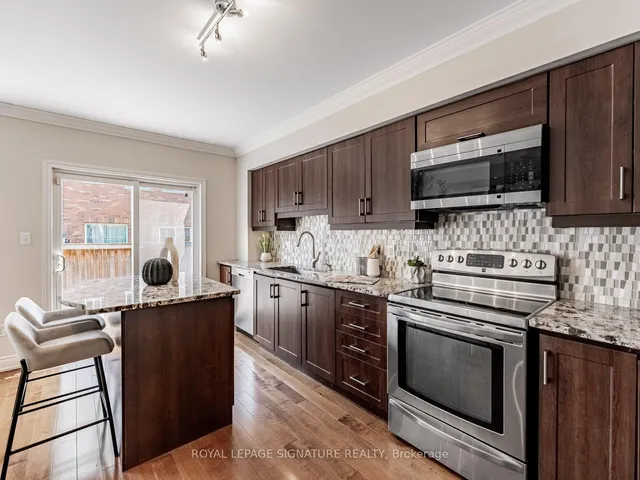 Additional image 16 of 1216 Tupper Dr