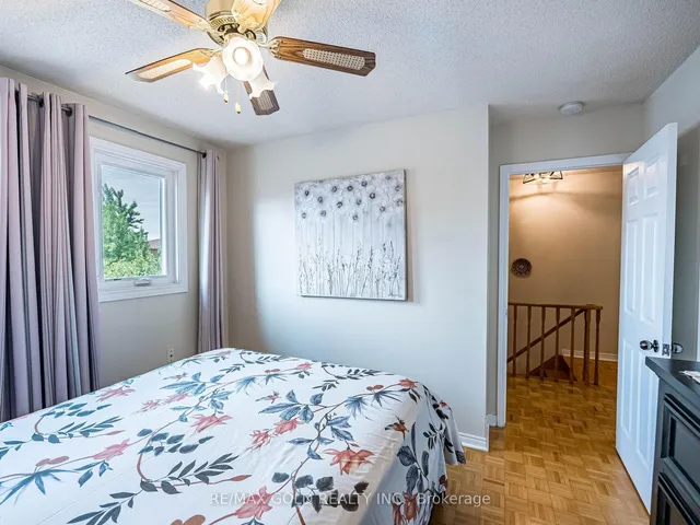 Additional image 16 of 33 St. Emilion Way