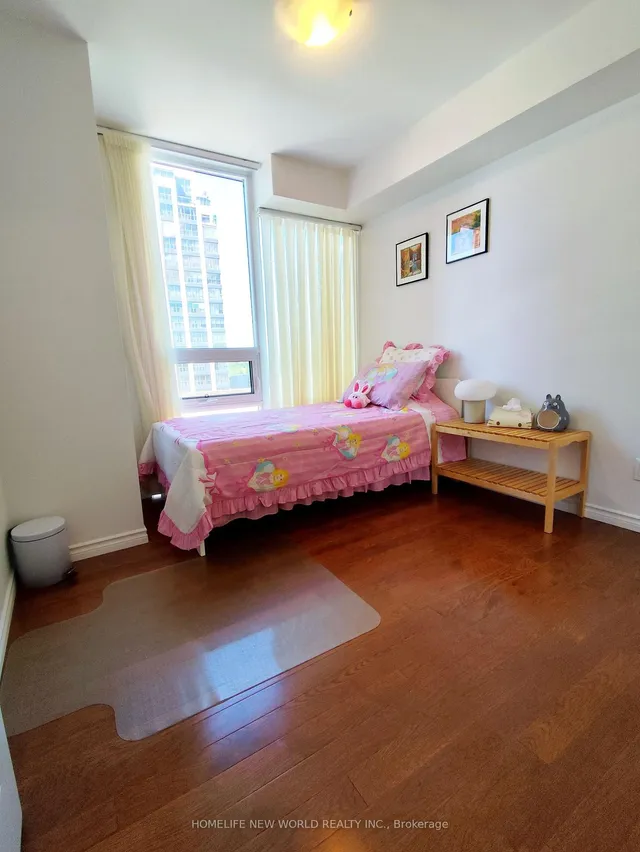 Additional image 10 of 35 Hollywood Ave Unit 619