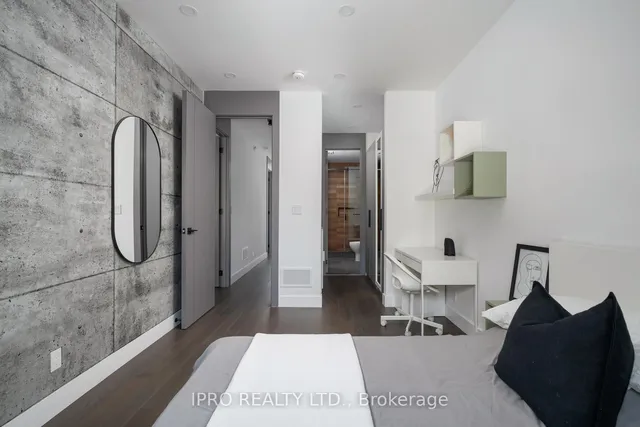 Additional image 37 of 127 Barker Ave