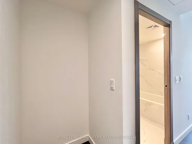 Additional image 26 of 27 Mcmahon Dr Unit 305