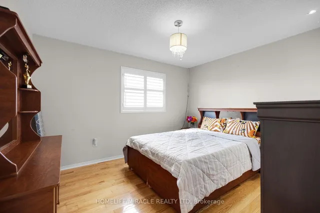 Additional image 23 of 49 Sedgewick Circ