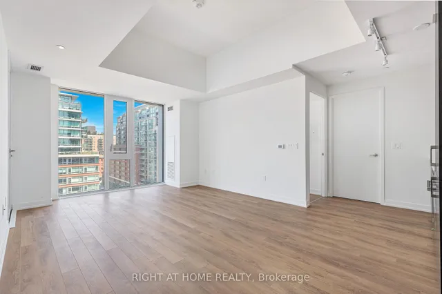 Additional image 3 of 158 Front St Unit 714