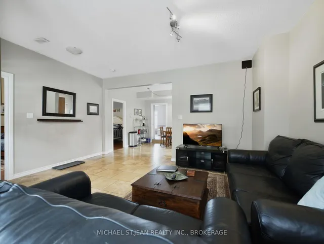 Additional image 5 of 21 Foster St