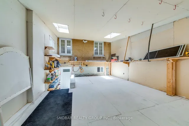 Additional image 21 of 151 Cameron Ave