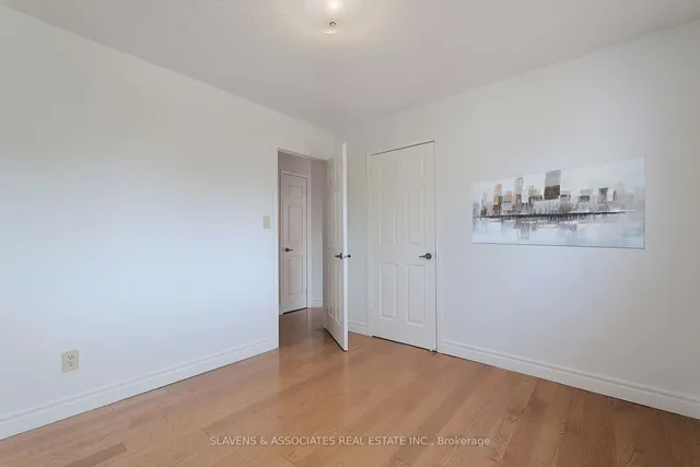 Additional image 21 of 66 Inniscross Cres