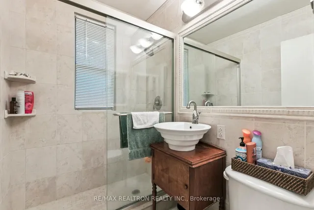 Additional image 26 of 27 Elfreda Blvd