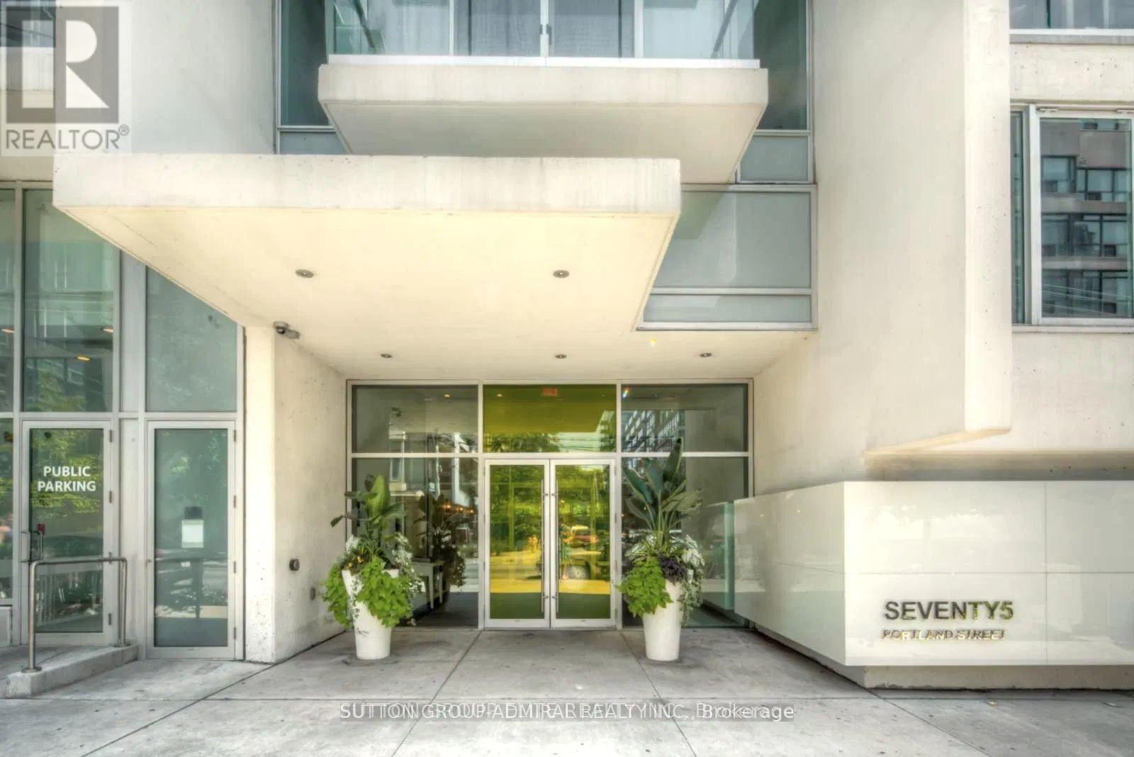 525 - 75 PORTLAND STREET|Toronto (Waterfront Communities), Ontario M4Y0H5