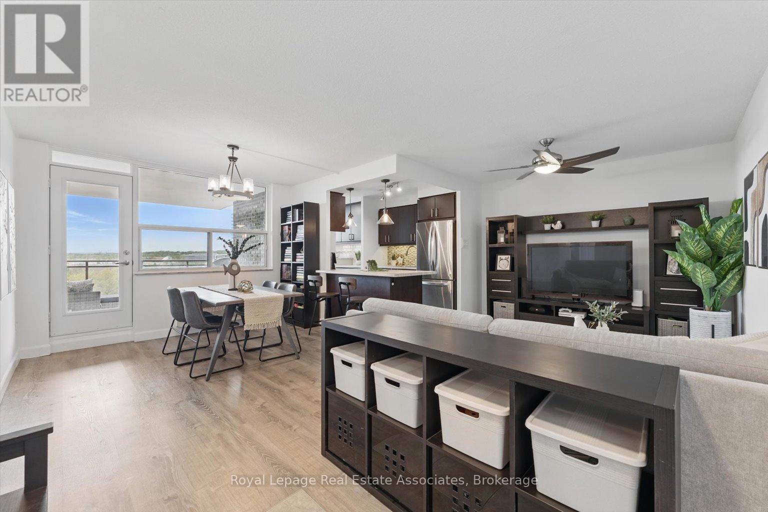 709 - 966 INVERHOUSE DRIVE|Mississauga (Clarkson), Ontario L5J4B6