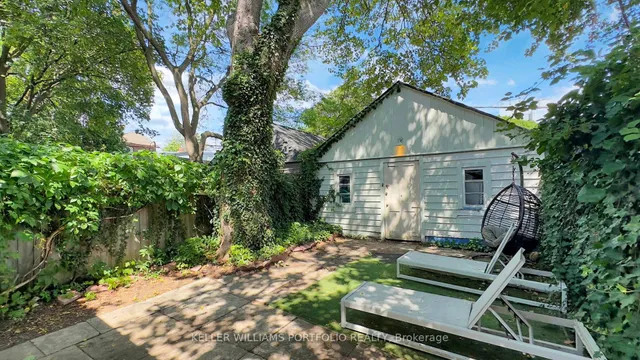 Additional image 27 of 51 Macdonell Ave