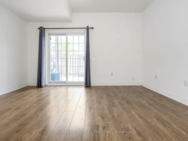 Additional image 31 of 5080 Fairview St Unit 15