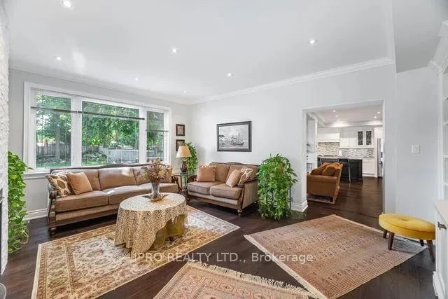 Additional image 12 of 262 Martin Grove Rd