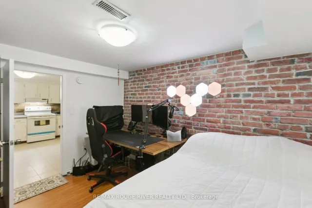 Additional image 44 of 164 Tower Dr