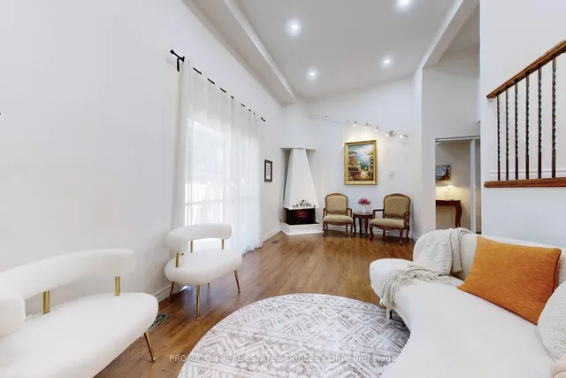 Additional image 7 of 300 Bridletowne Circ Unit 26