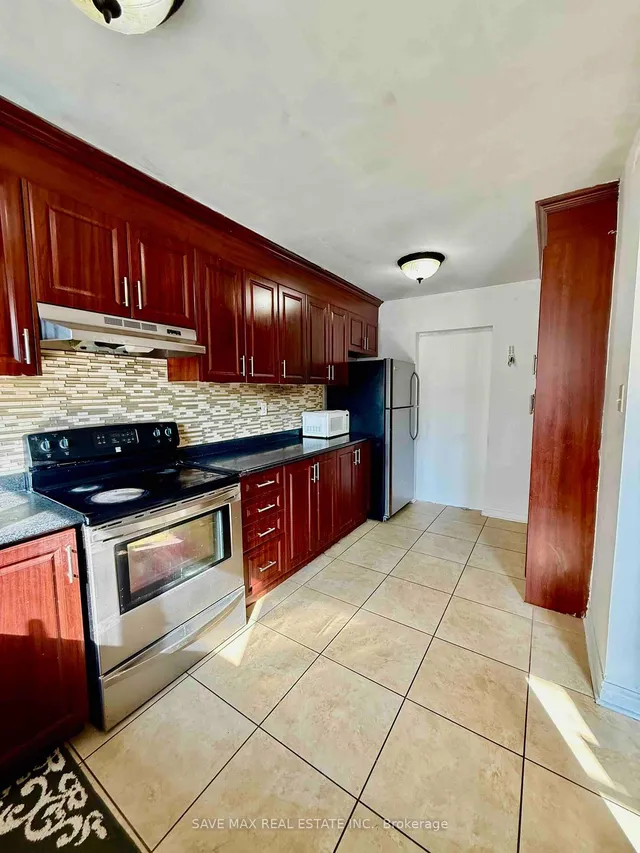 Additional image 3 of 153 Fleetwood Cres