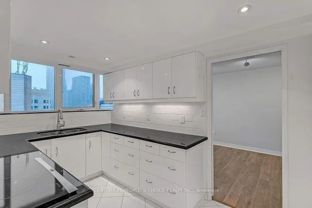 Additional image 9 of 256 Jarvis St Unit 14A