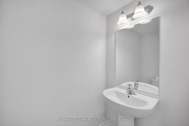 Additional image 19 of 29 Radison Lane