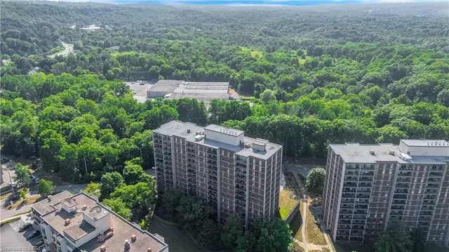 Additional image 39 of 1964 Main St Unit 507