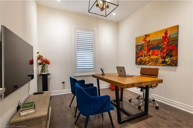 Additional image 7 of 66 Merlin St